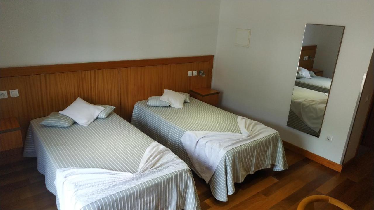 Hotel Comodoro Corvo Exterior foto