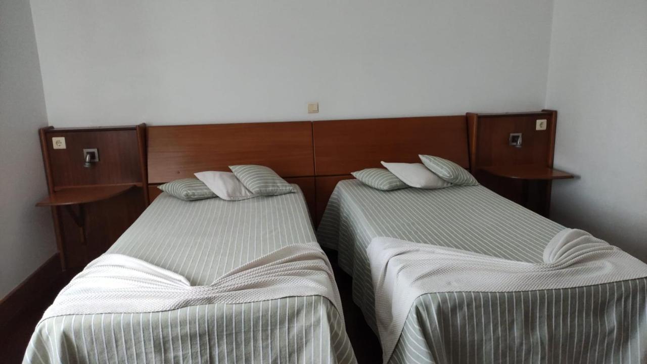 Hotel Comodoro Corvo Exterior foto